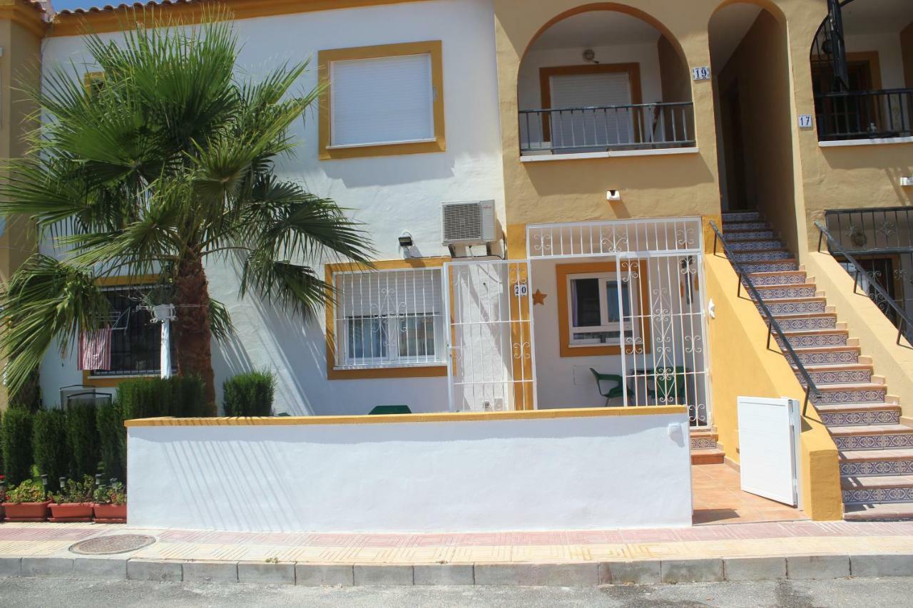 빌라마르틴 Bungalow Zenia Boulevar 빌라 외부 사진