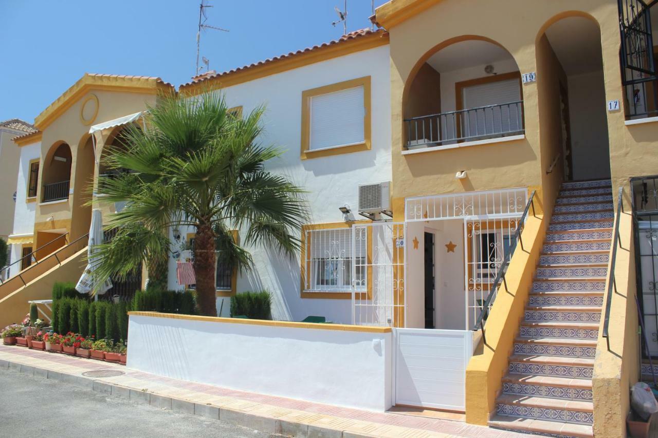 빌라마르틴 Bungalow Zenia Boulevar 빌라 외부 사진